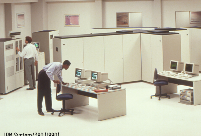 IBM 390 (1990)